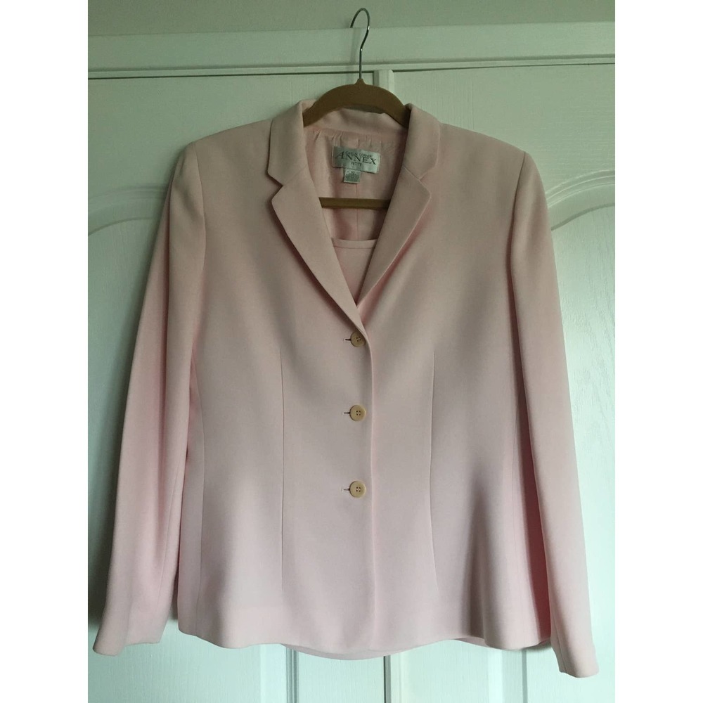 Vintage Casual Corner Women’s Two-Piece Suit in Pink